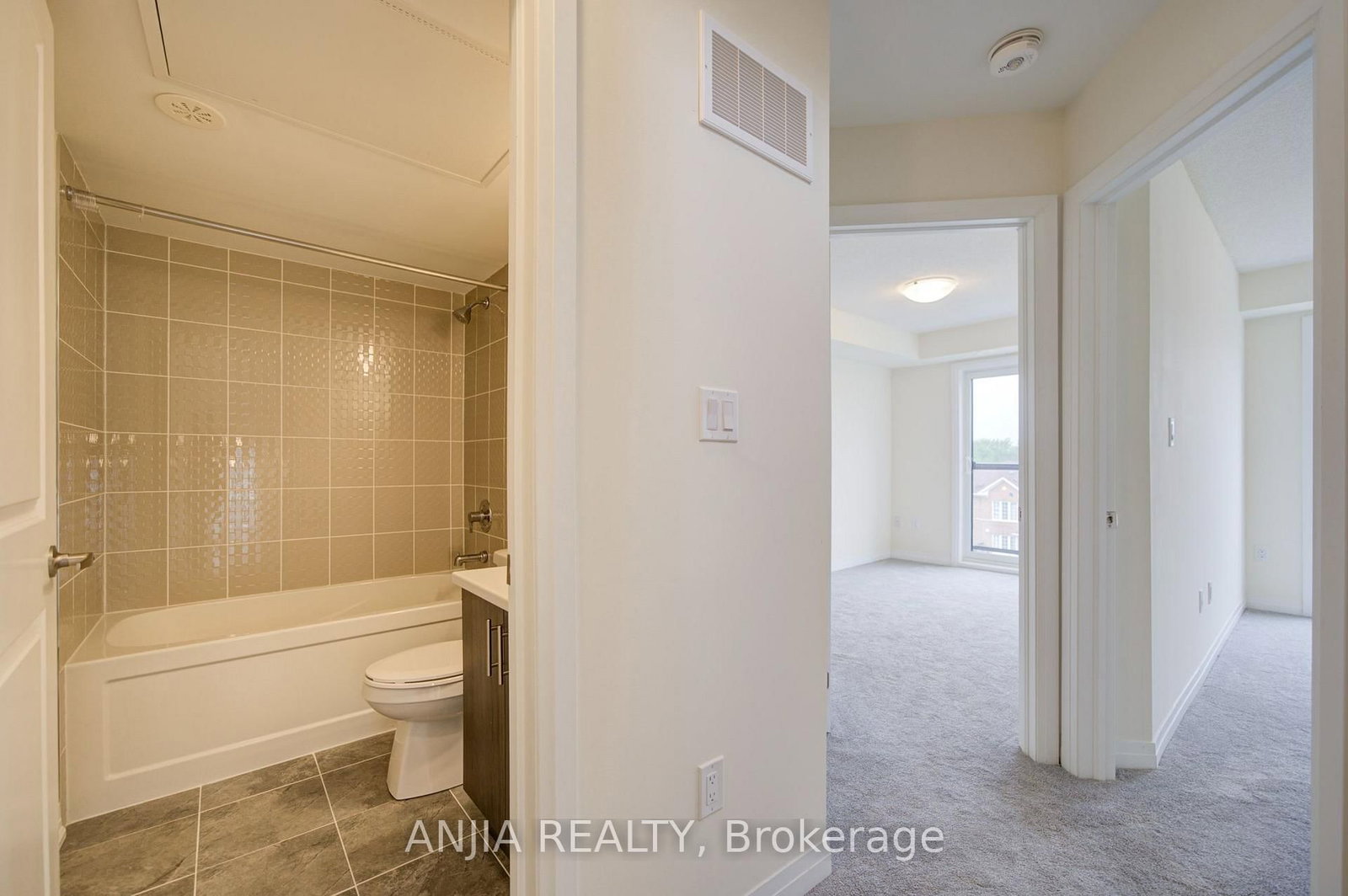 235 Mclevin Avenue • #21 • Toronto, ON photo 15