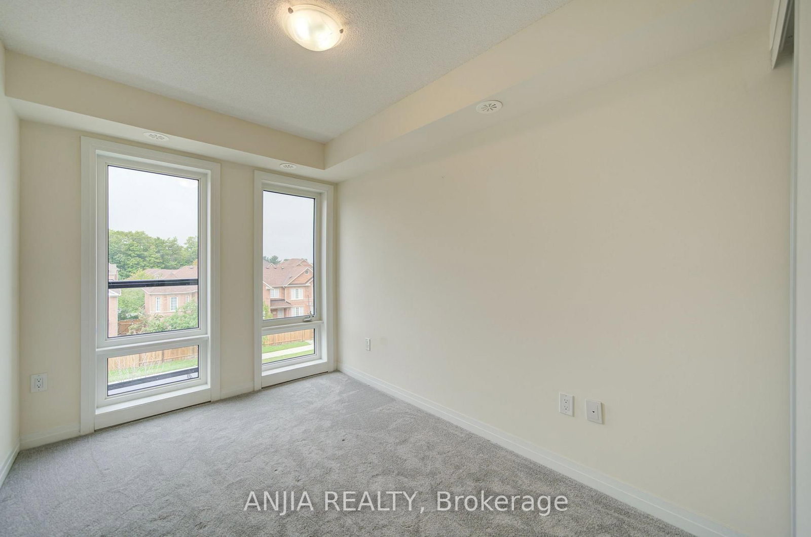 235 Mclevin Avenue • #21 • Toronto, ON photo 17