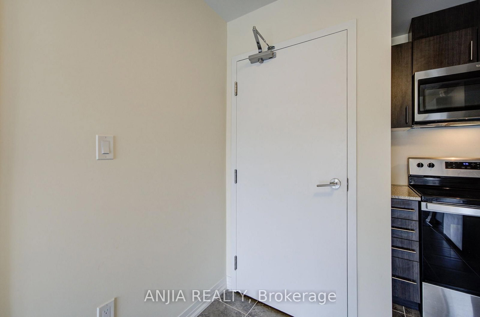 235 Mclevin Avenue • #21 • Toronto, ON photo 4