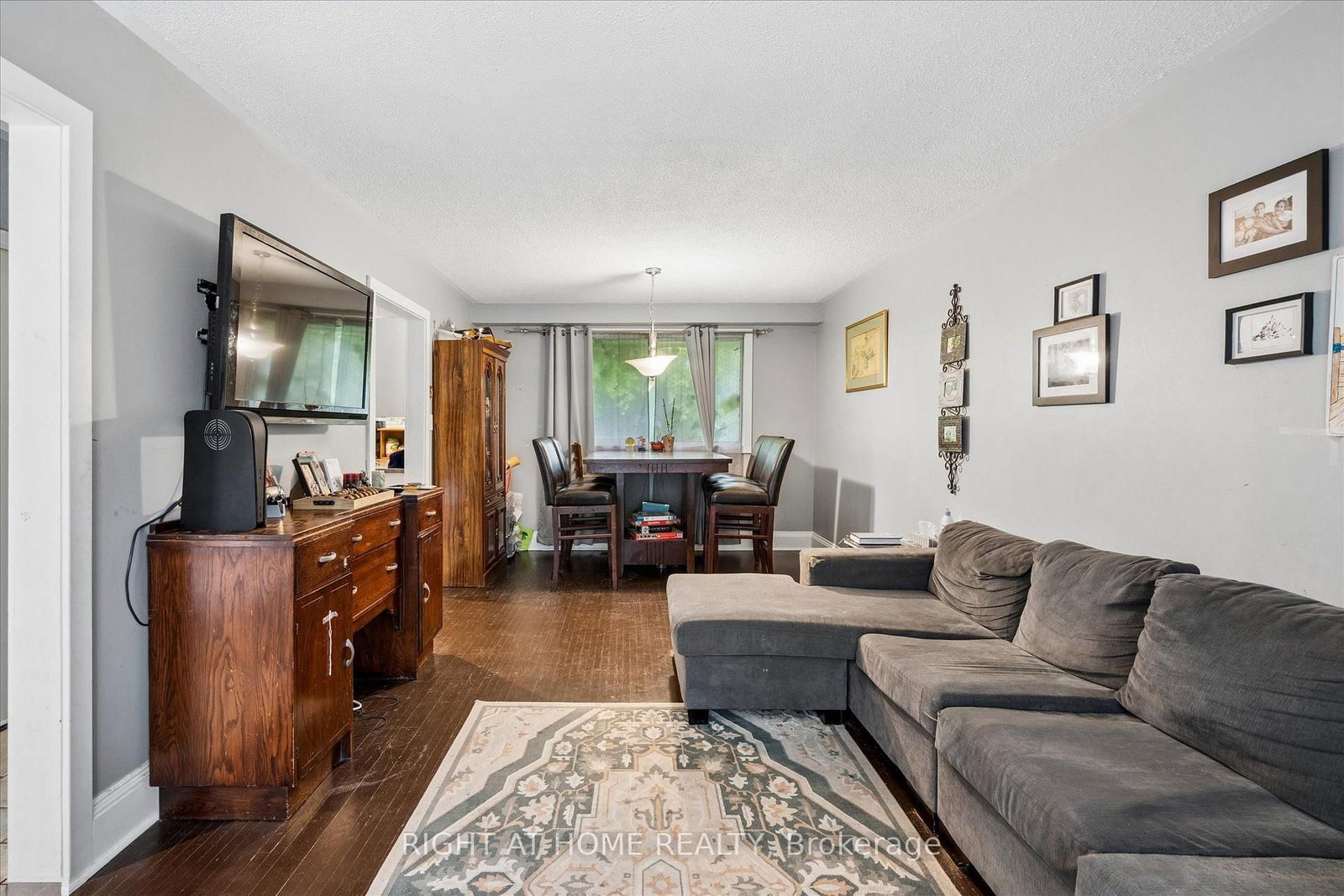 701 Central Park Boulevard N • Oshawa, ON photo 5