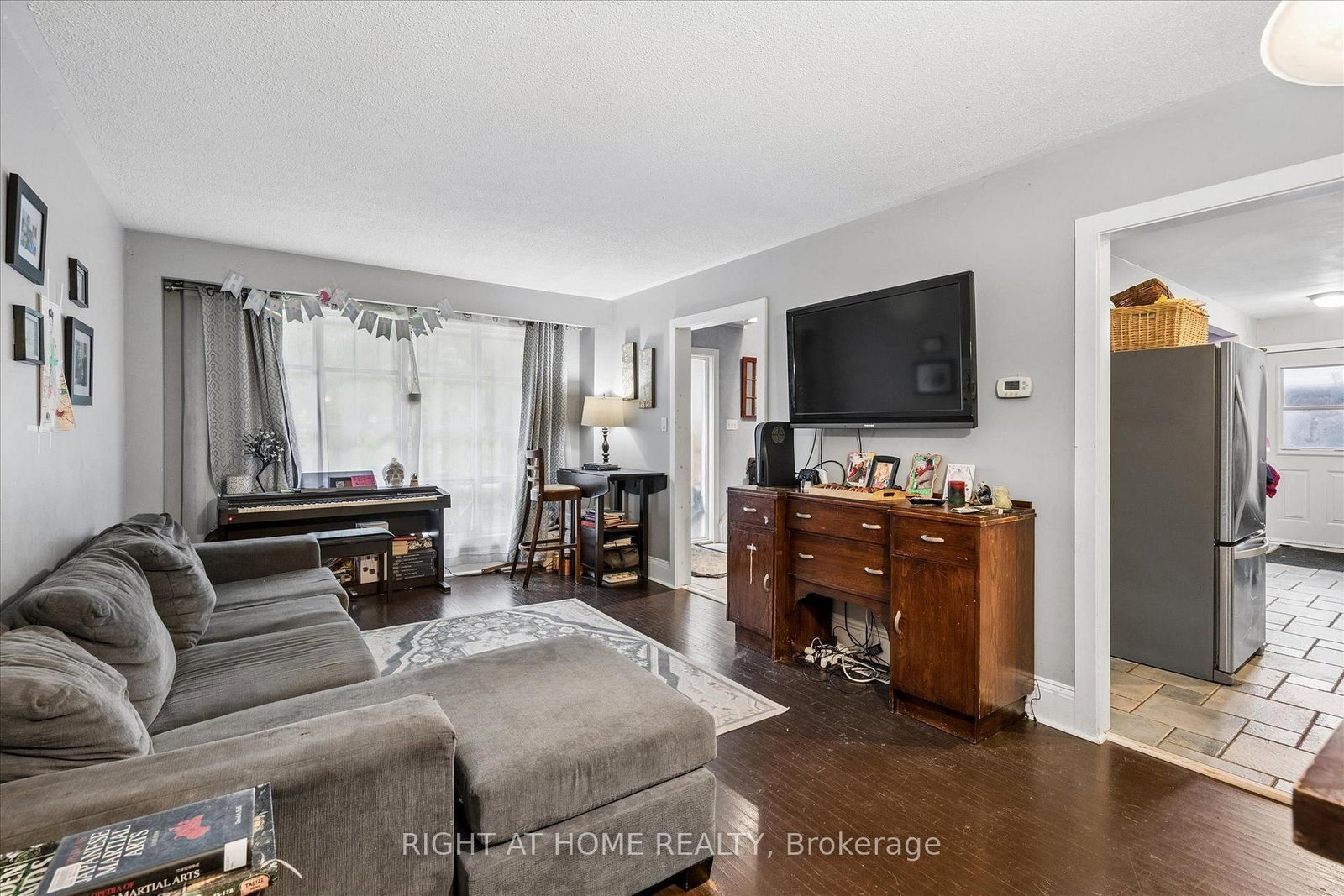 701 Central Park Boulevard N • Oshawa, ON photo 6