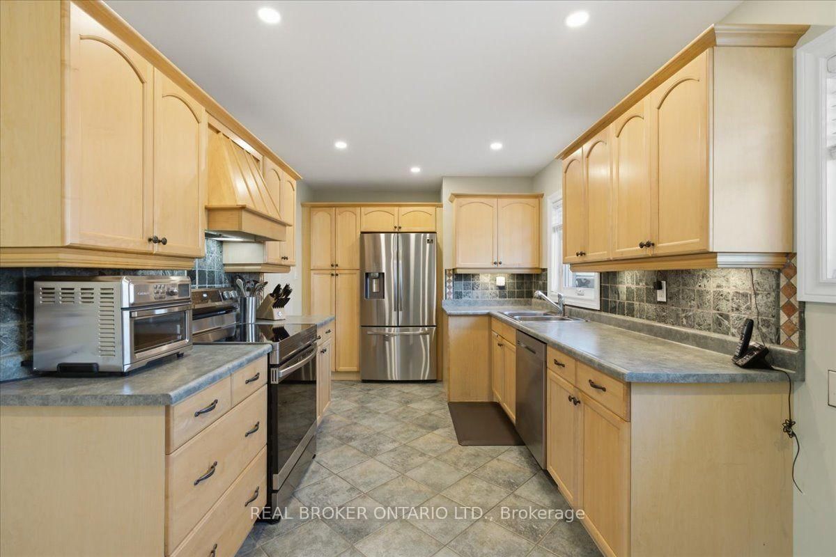 1331 Tatra Drive • Pickering, ON photo 6