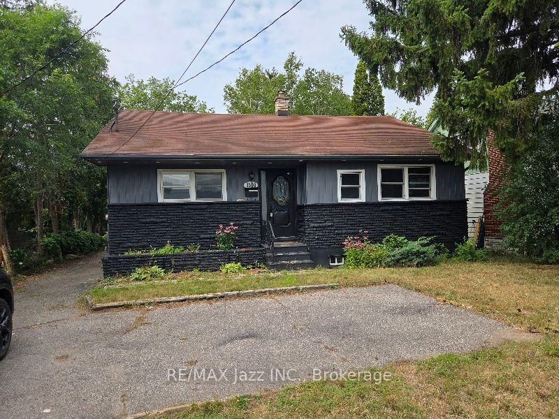 1500 Simcoe Street N • Oshawa, ON photo 1
