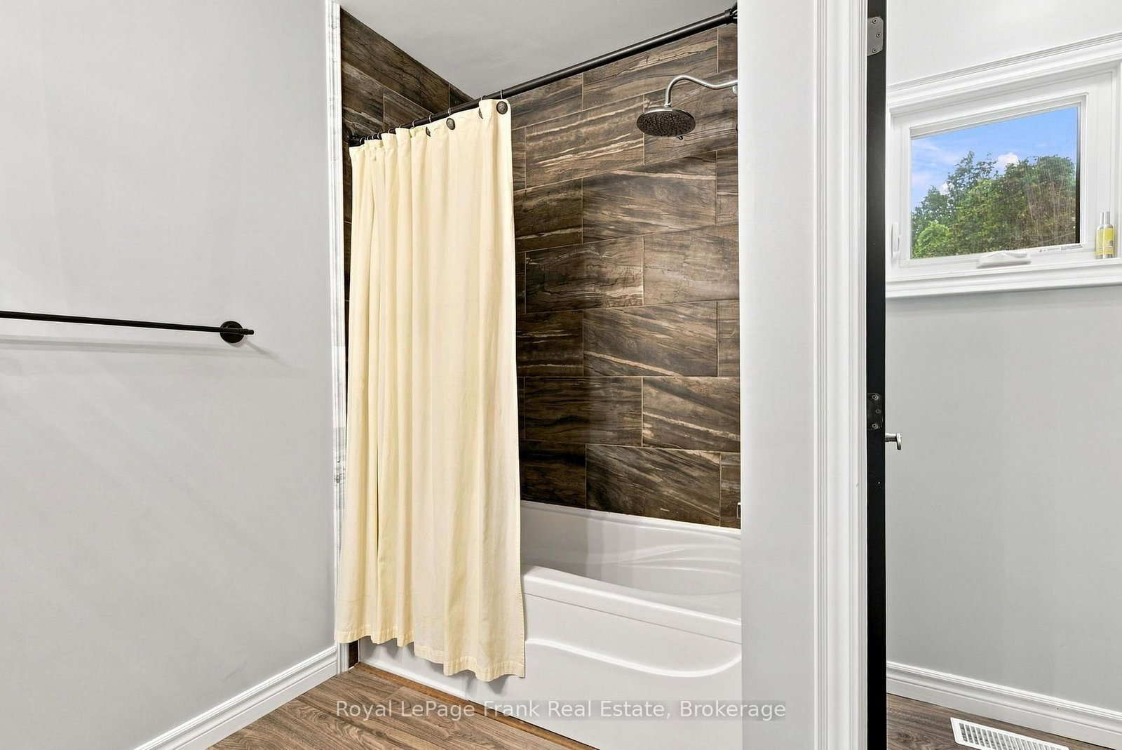 526 View Lake Road • Scugog, ON photo 22