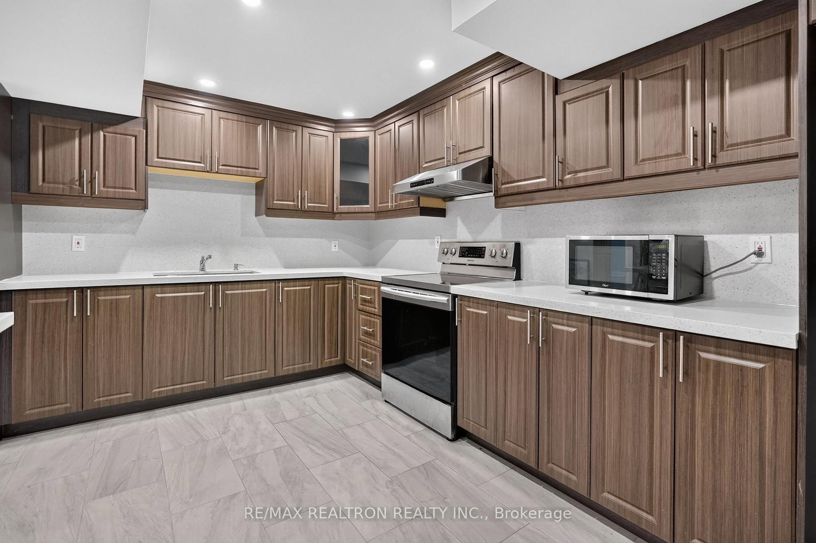 1428 Gord Vision Avenue • Clarington, ON photo 45