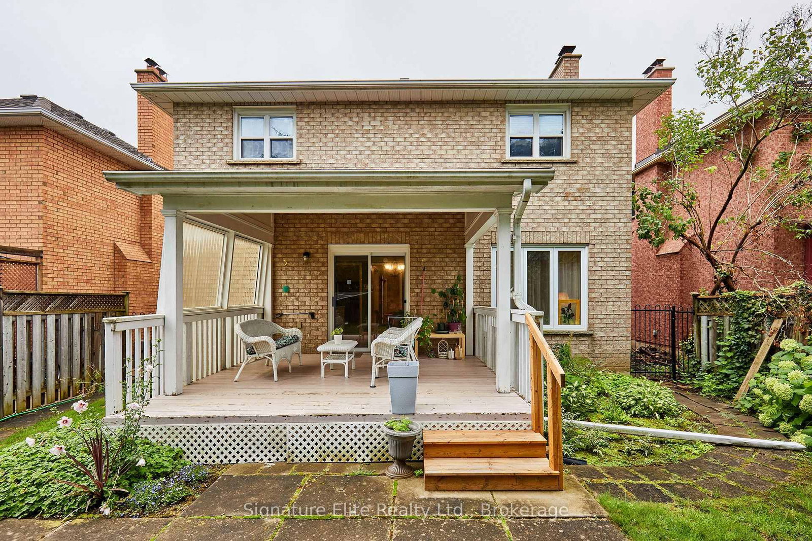 33 Waller Street • Whitby, ON photo 13