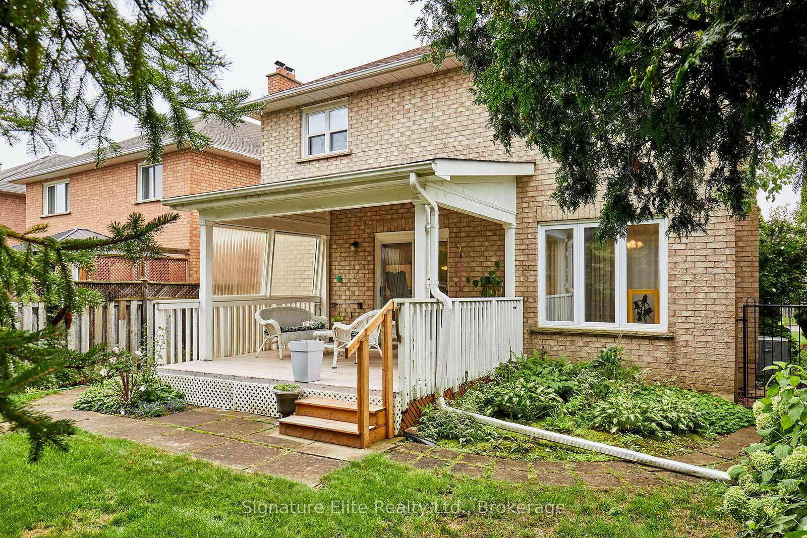 33 Waller Street • Whitby, ON photo 14