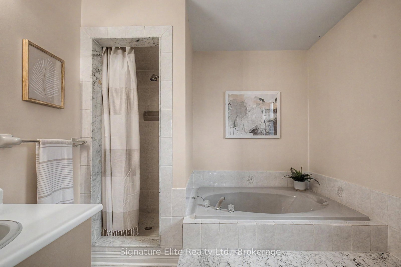 33 Waller Street • Whitby, ON photo 31