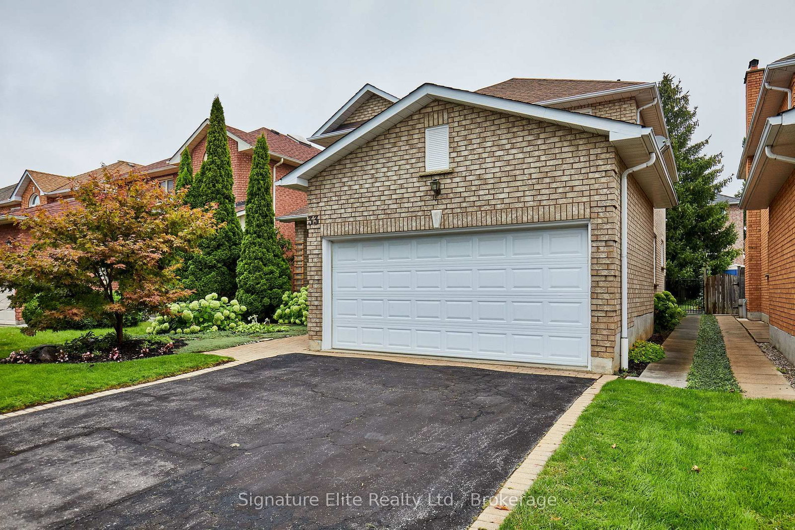 33 Waller Street • Whitby, ON photo 41