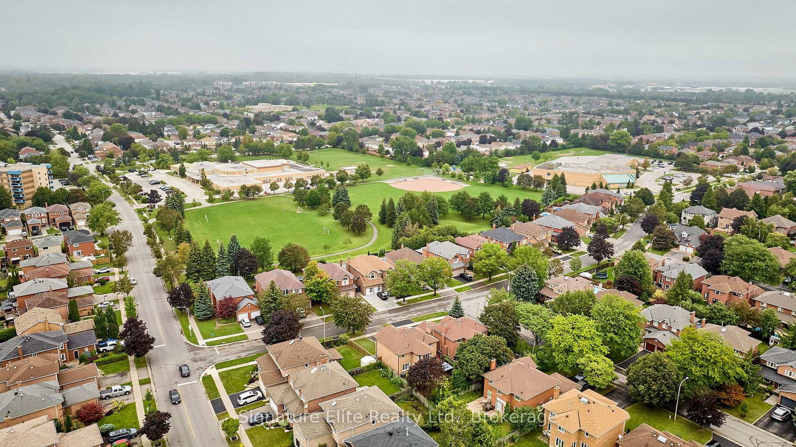 33 Waller Street • Whitby, ON photo 45