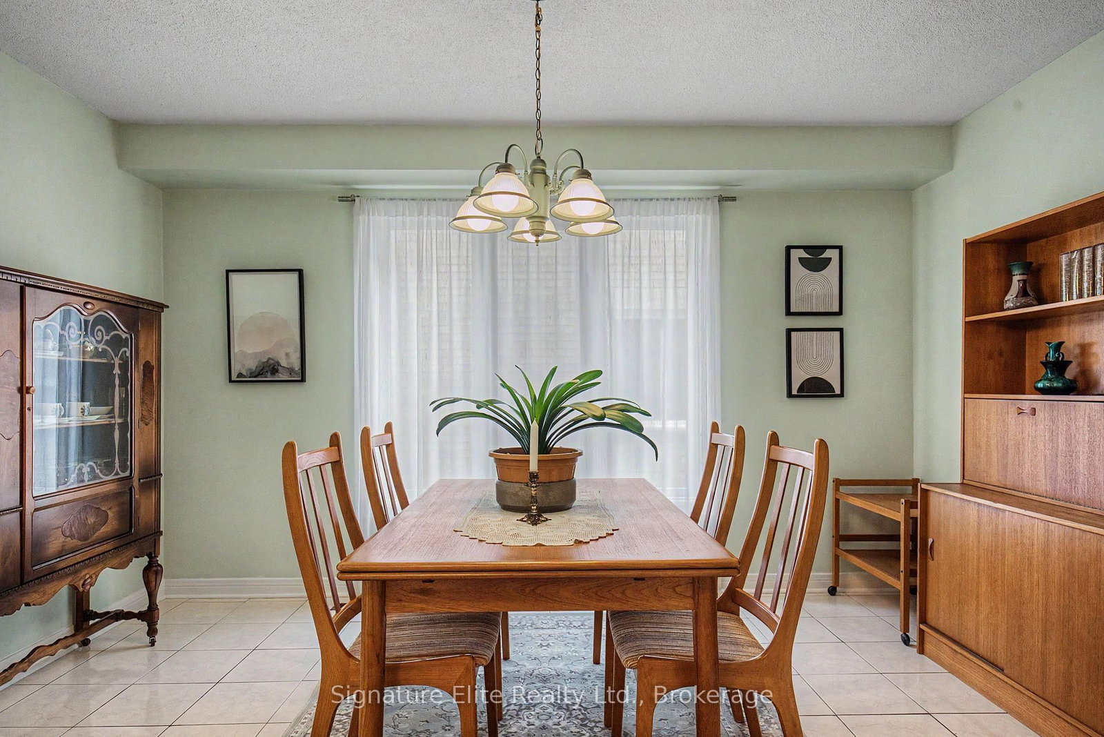 33 Waller Street • Whitby, ON photo 5
