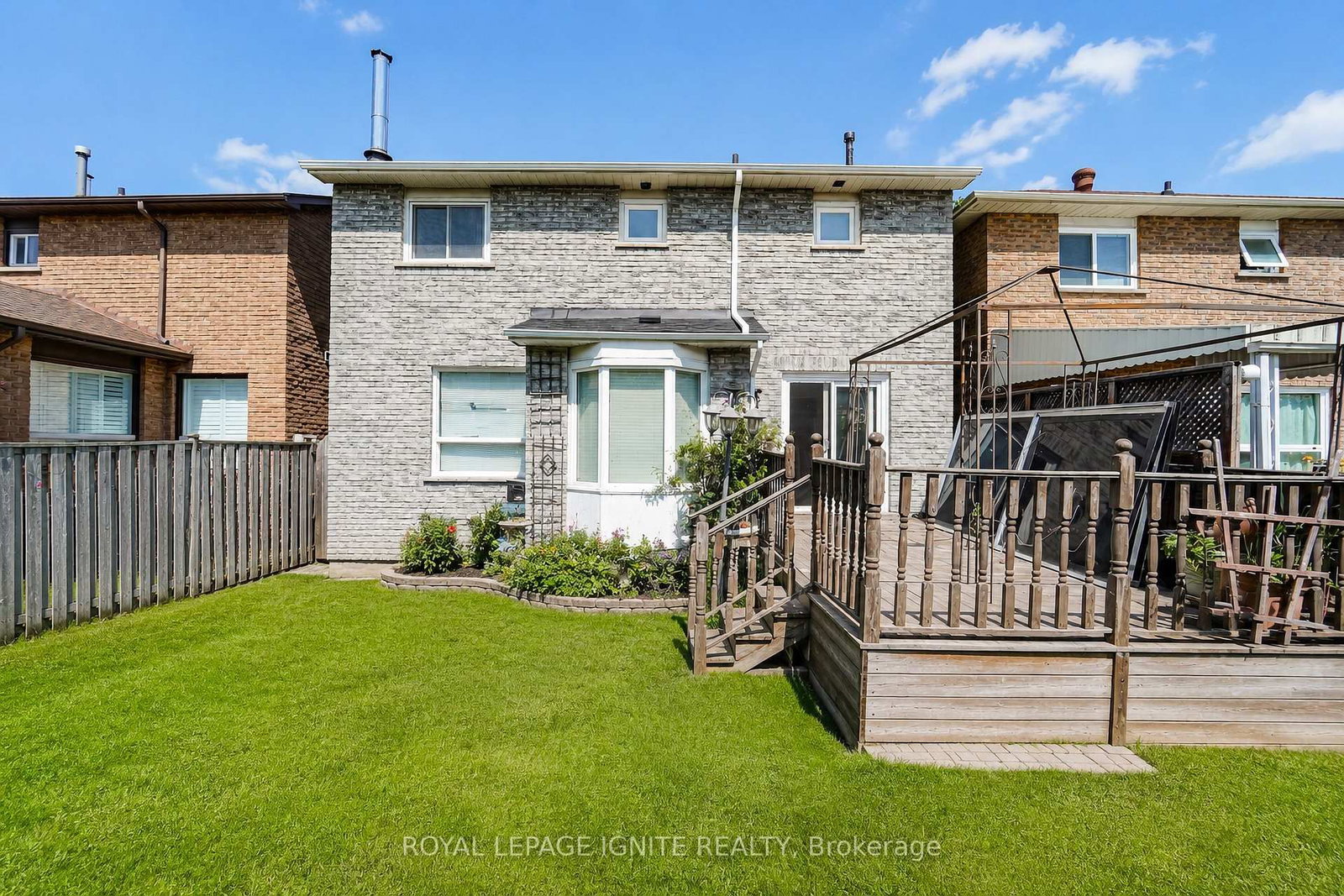 21 Halfmoon Square • Toronto, ON photo 6