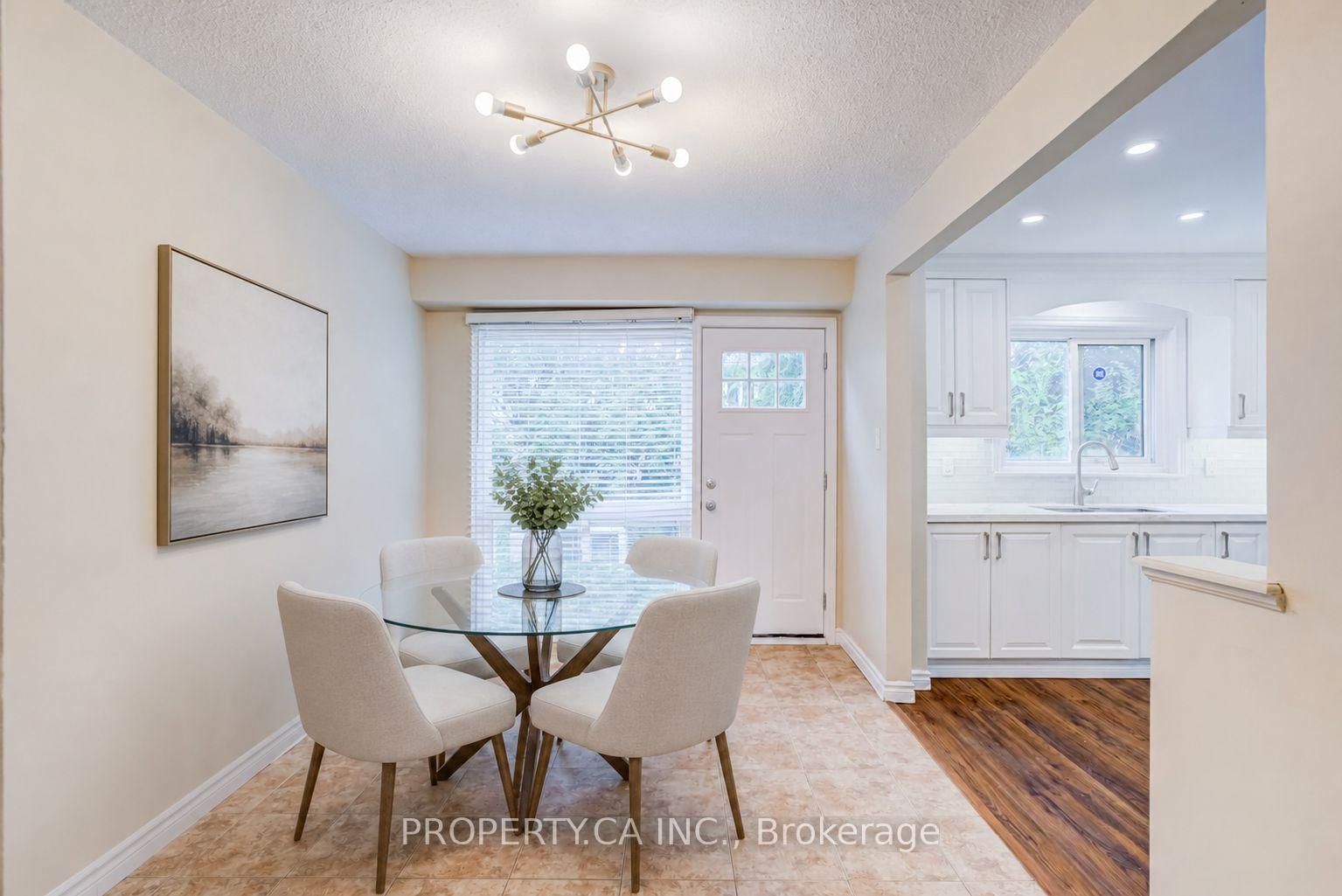 49 Whiteleas Avenue • Toronto, ON photo 24