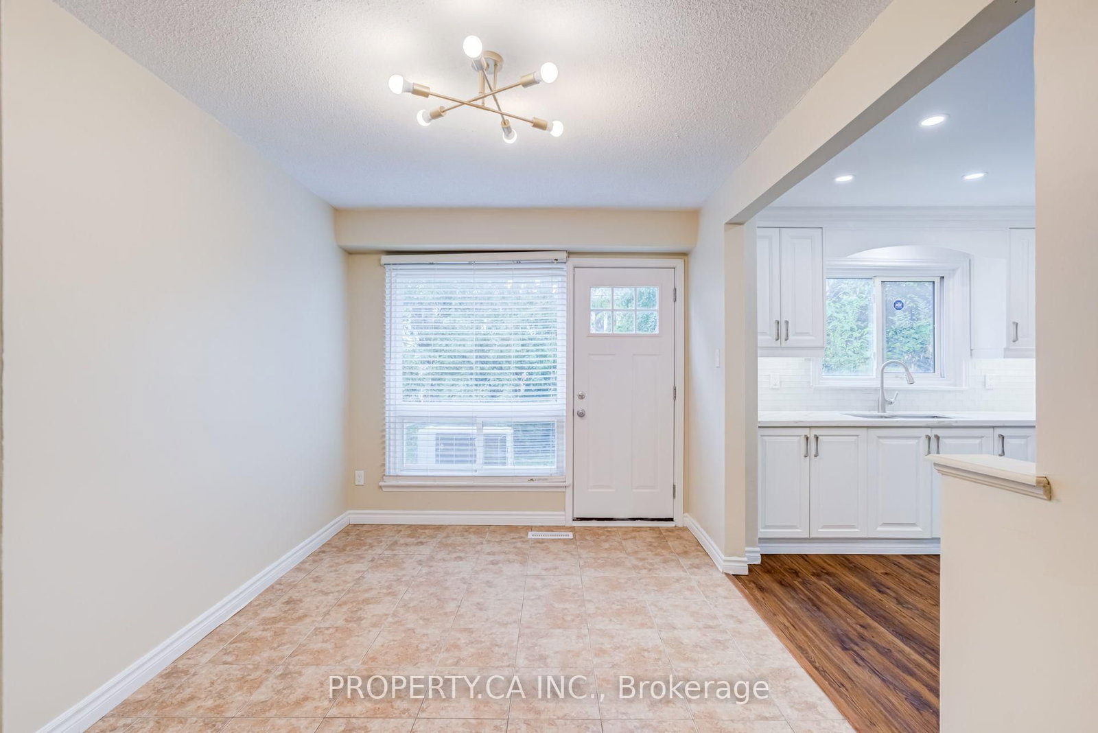 49 Whiteleas Avenue • Toronto, ON photo 25