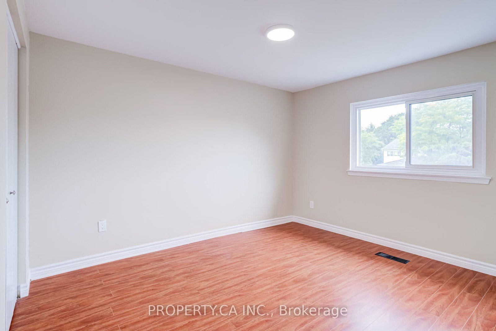 49 Whiteleas Avenue • Toronto, ON photo 36