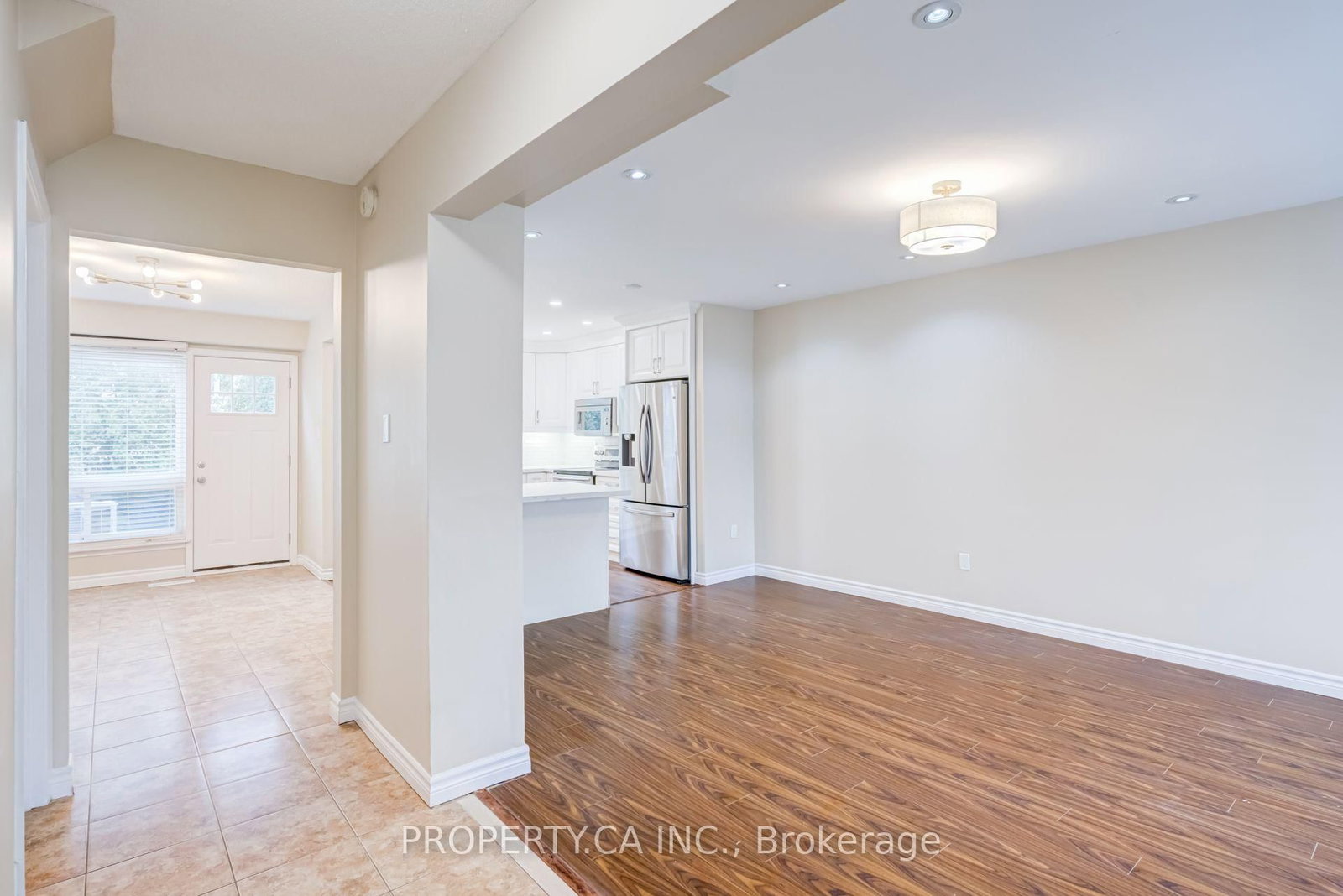49 Whiteleas Avenue • Toronto, ON photo 4