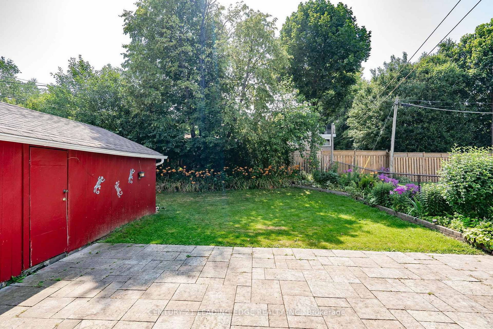 258 Nipigon Street • Oshawa, ON photo 34