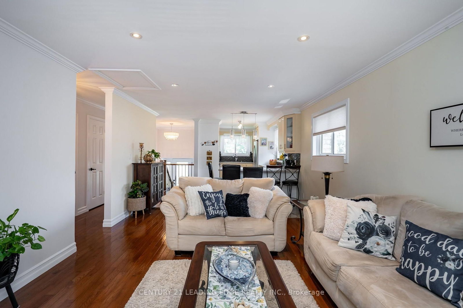 258 Nipigon Street • Oshawa, ON photo 9