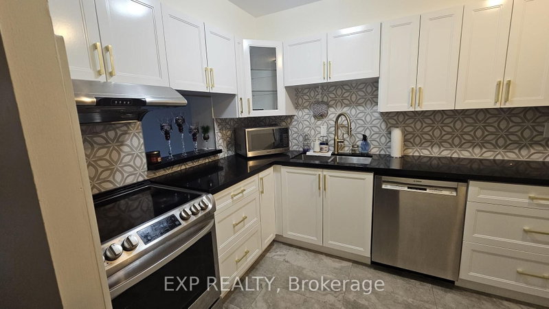 407 - 2365 Kennedy Road