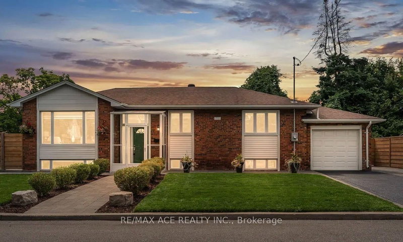 Main - 52 Ivorwood Crescent