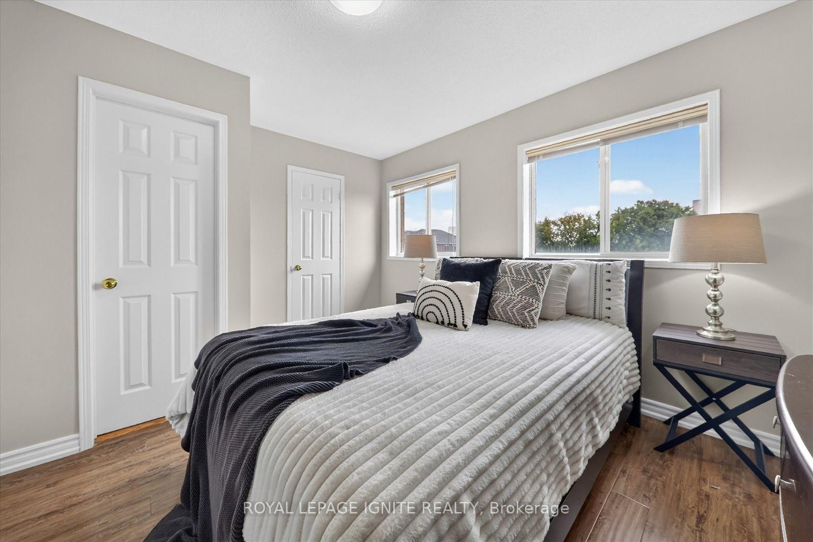 135 Conn Smythe Drive • Toronto, ON photo 17