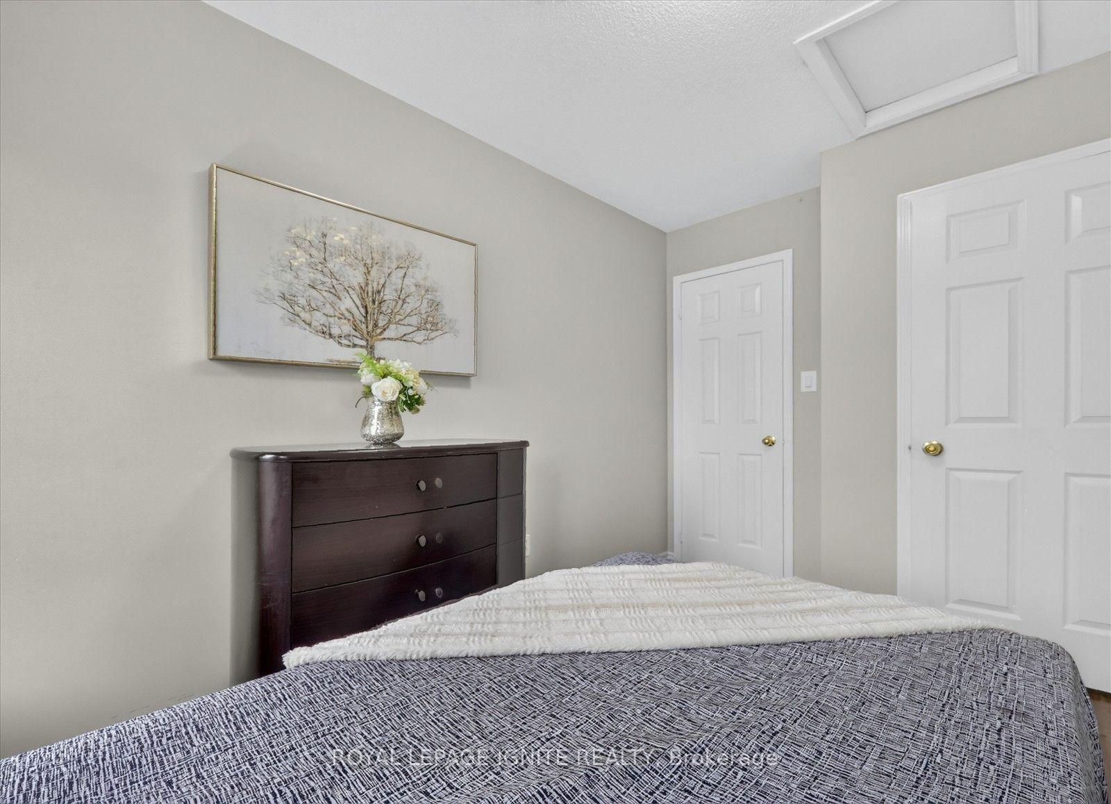 135 Conn Smythe Drive • Toronto, ON photo 24