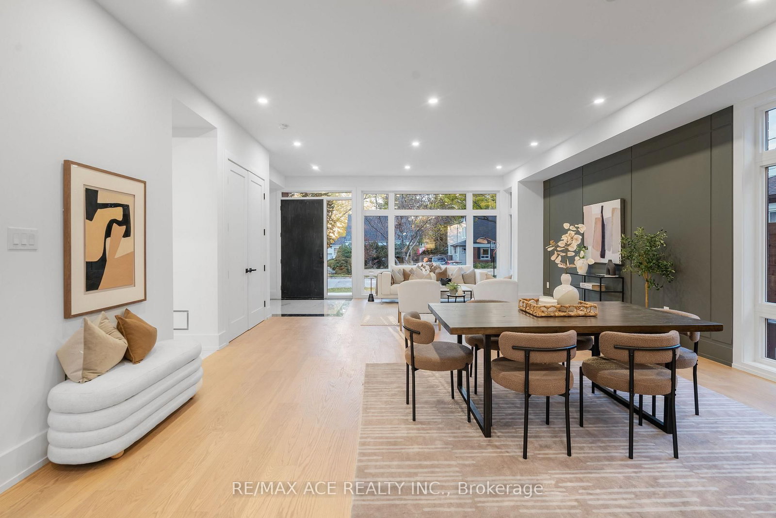 175 Harewood Avenue • Toronto, ON photo 3