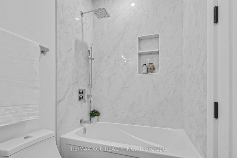 175 Harewood Toronto,ON M1M 2S1 — Photo 32