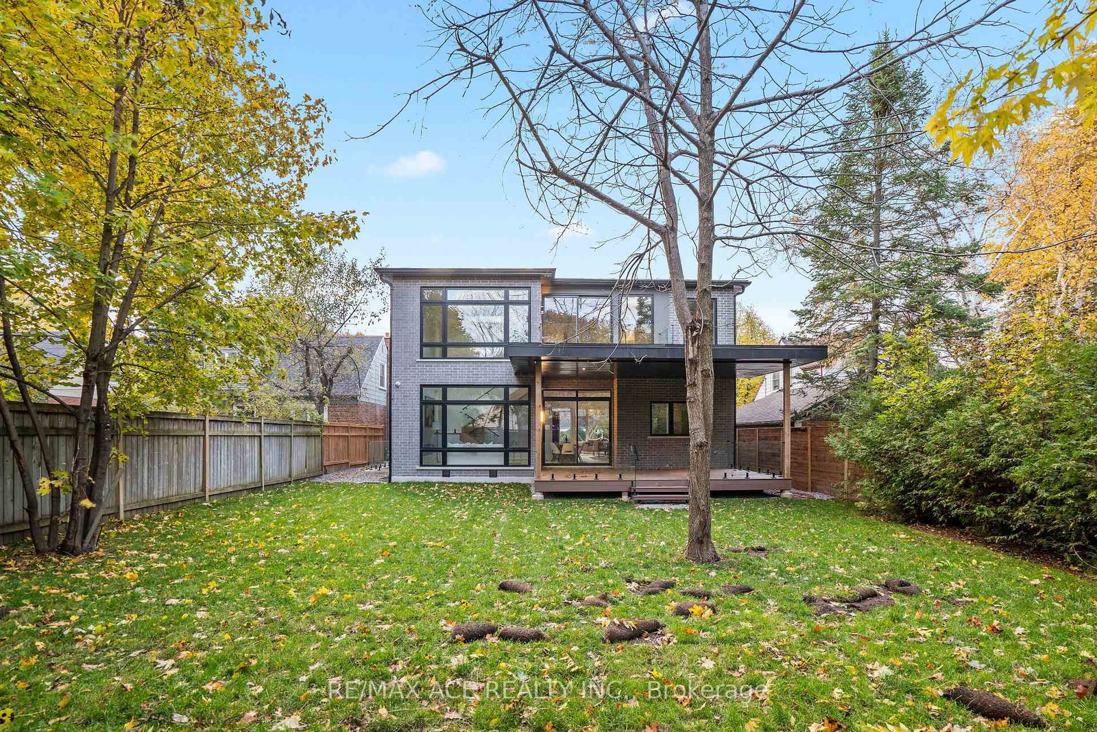 175 Harewood Avenue • Toronto, ON photo 49