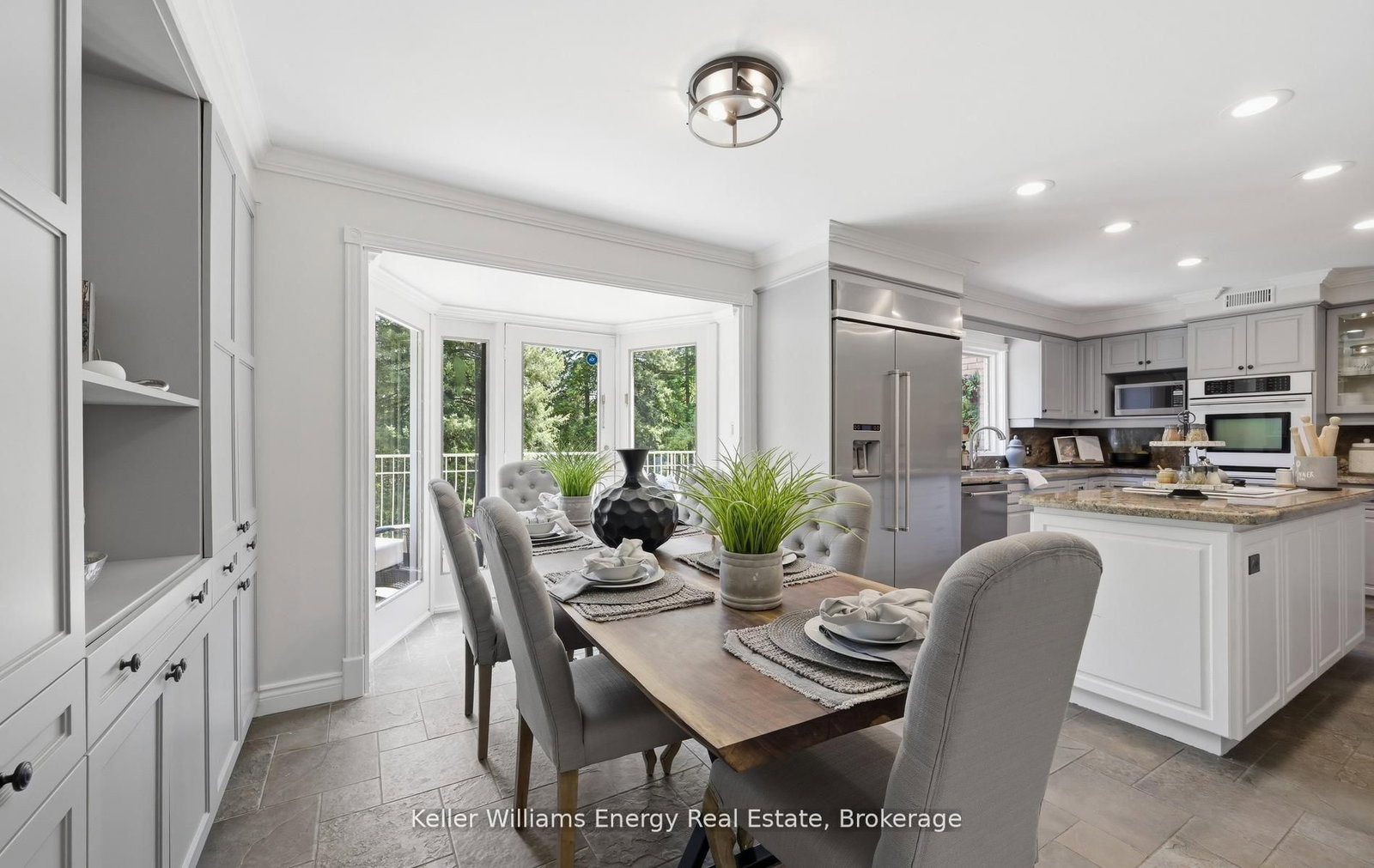 7925 Cedarbrook Trail • Whitby, ON photo 15