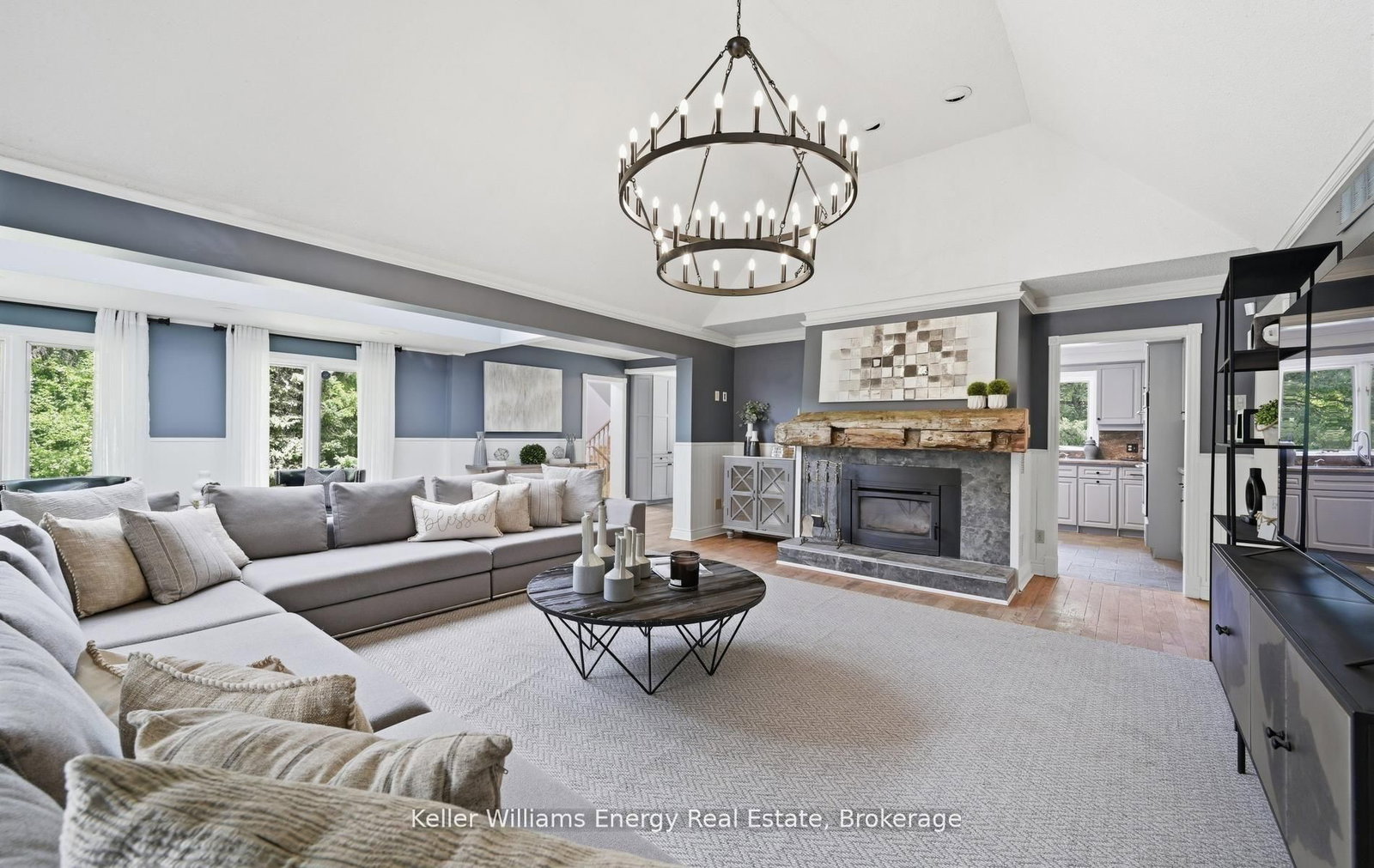 7925 Cedarbrook Trail • Whitby, ON photo 17