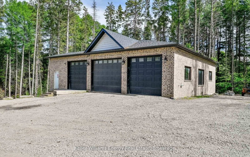 7925 Cedarbrook Trail