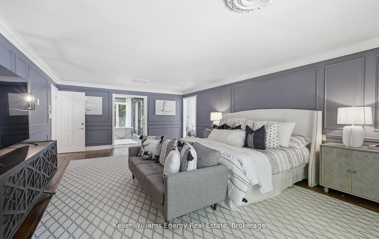 7925 Cedarbrook Trail • Whitby, ON photo 21