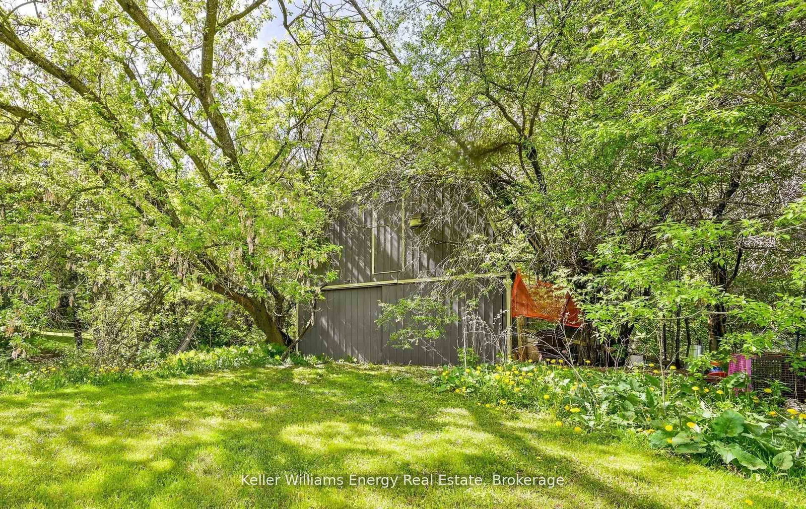7925 Cedarbrook Trail • Whitby, ON photo 48