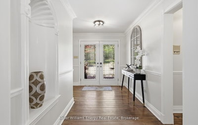 7925 Cedarbrook Trail • Whitby, ON photo 5