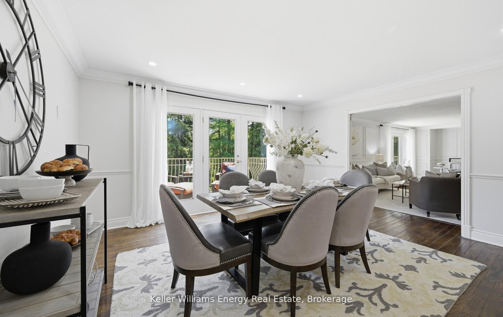 7925 Cedarbrook Trail • Whitby, ON photo 8