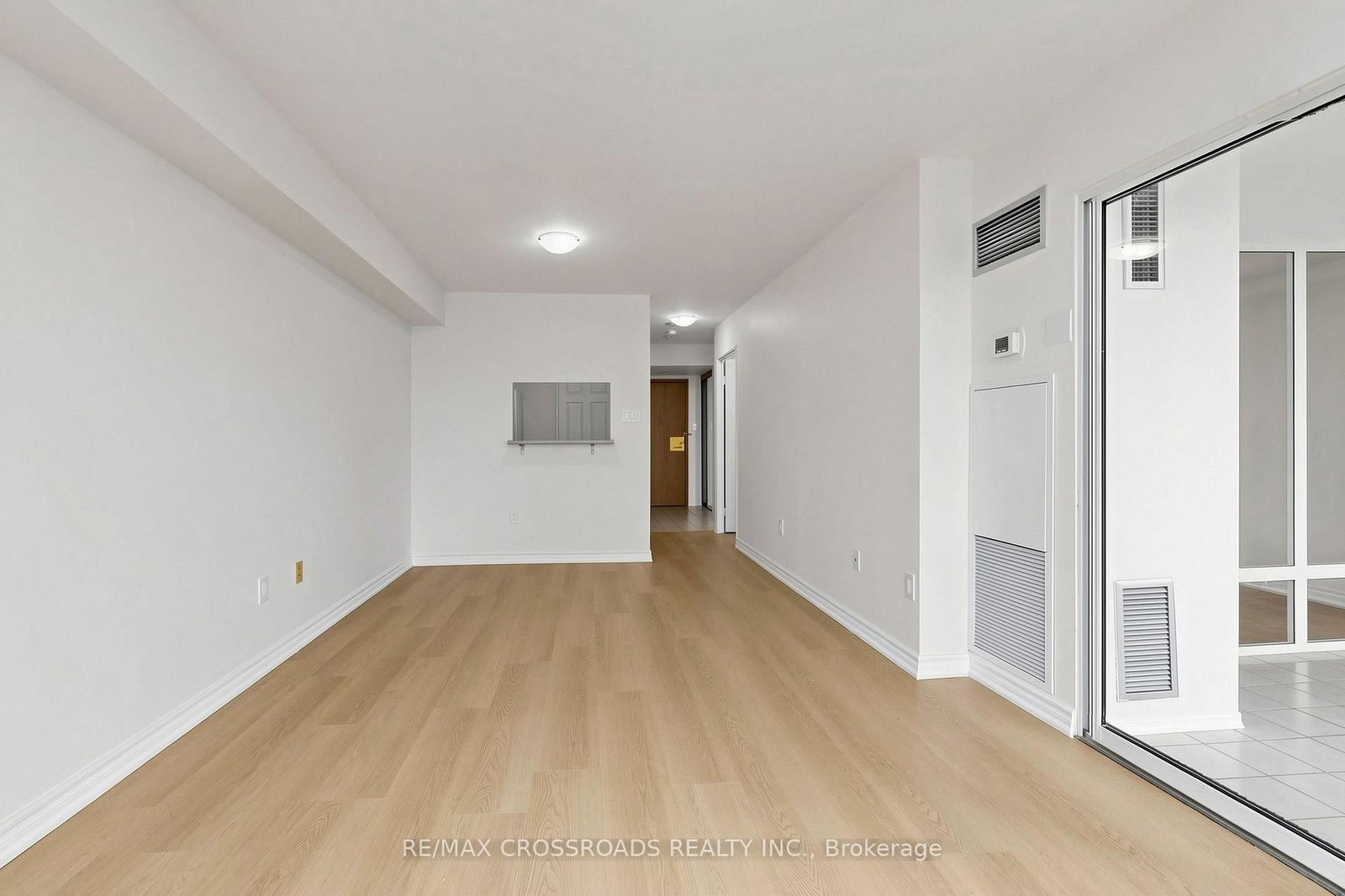 3233 Eglinton Avenue E • #511 • Toronto, ON photo 14