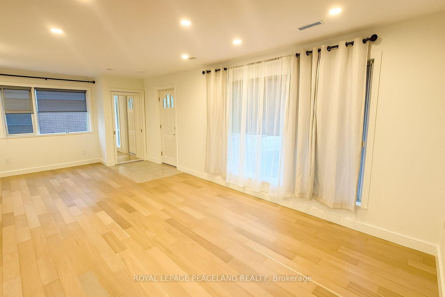 UPPER - 19 Tardree Place, Toronto 2