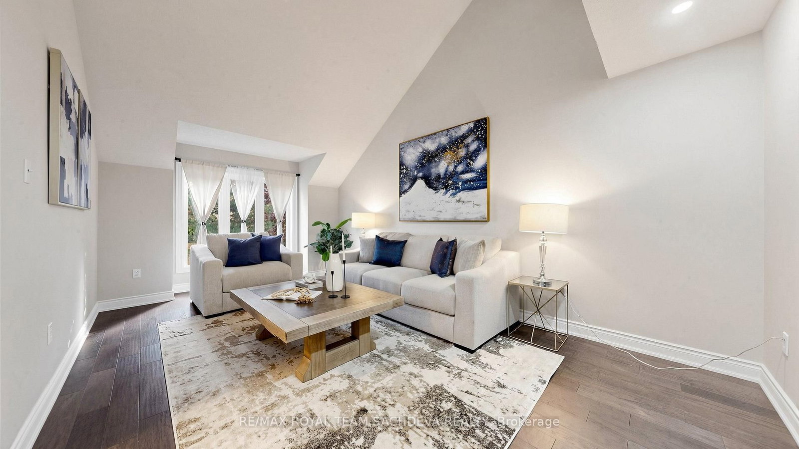 36 Kennett Drive • Whitby, ON photo 3