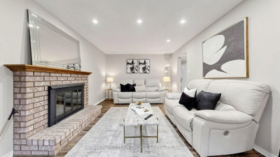 36 Kennett Drive • Whitby, ON photo 8
