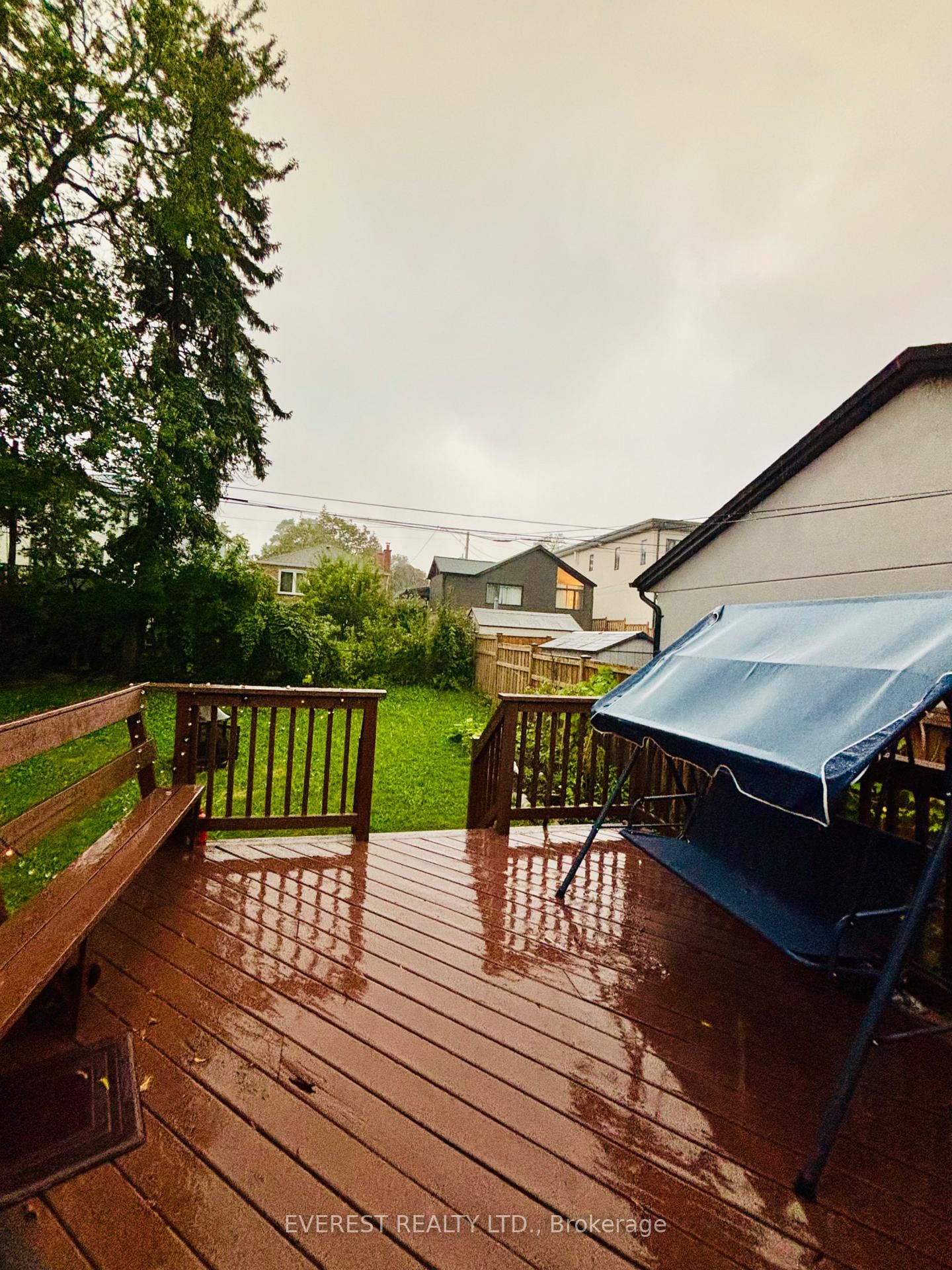 130 Portsdown Road • Toronto, ON photo 22