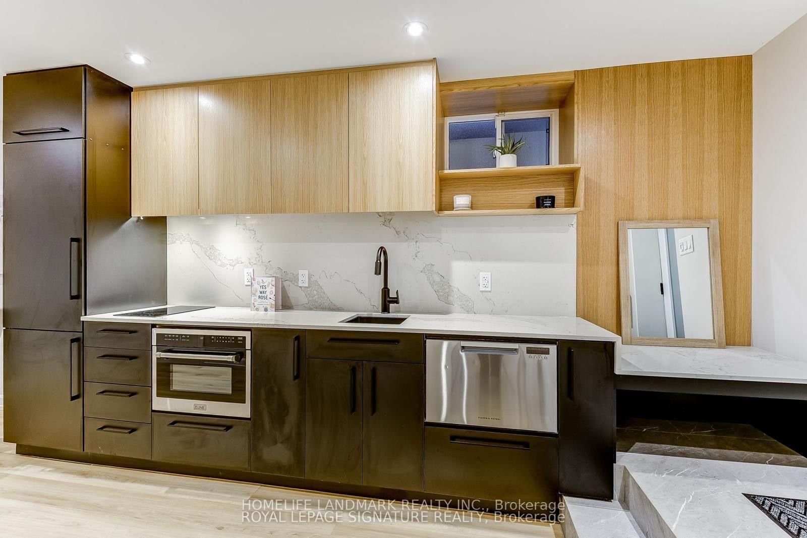Lower - 28 Garnock Avenue, Toronto 2