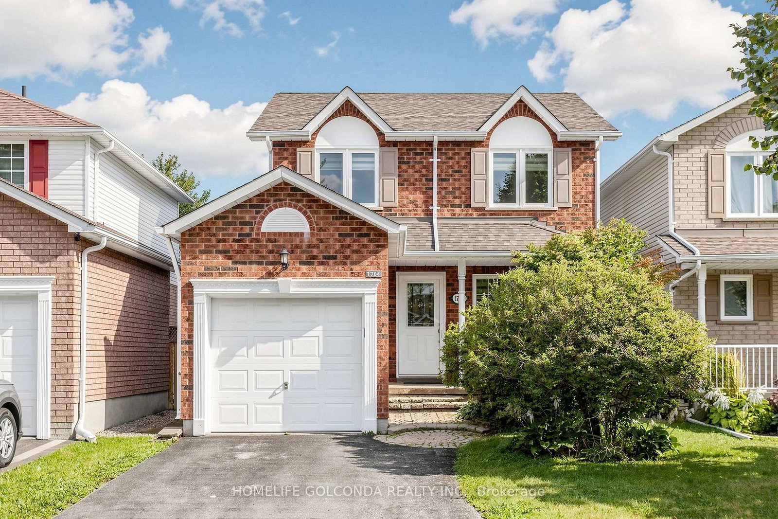 1704 Canadore Crescent • Oshawa, ON photo 1