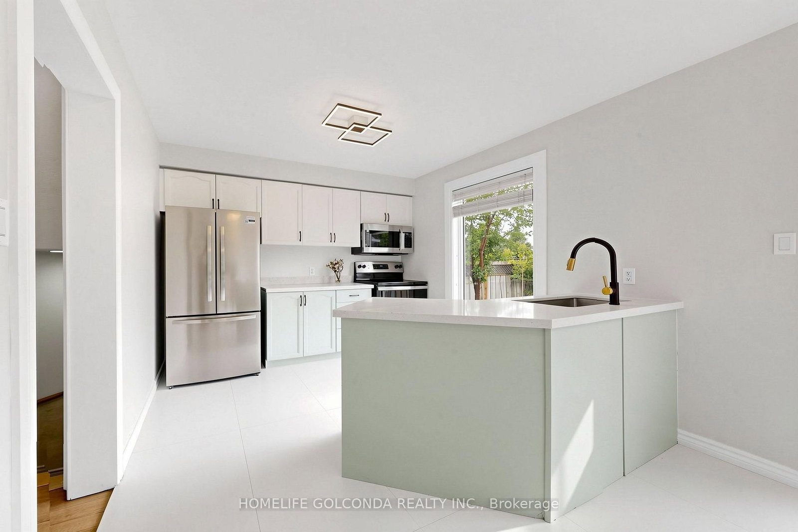 1704 Canadore Crescent • Oshawa, ON photo 7