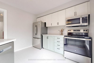 1704 Canadore Crescent • Oshawa, ON photo 8