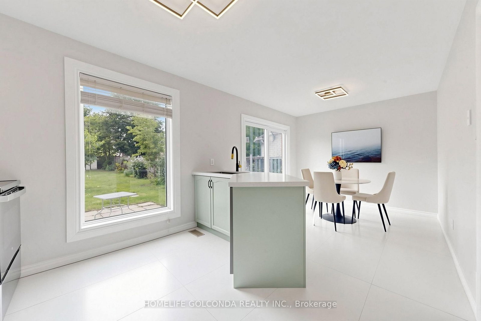 1704 Canadore Crescent • Oshawa, ON photo 9