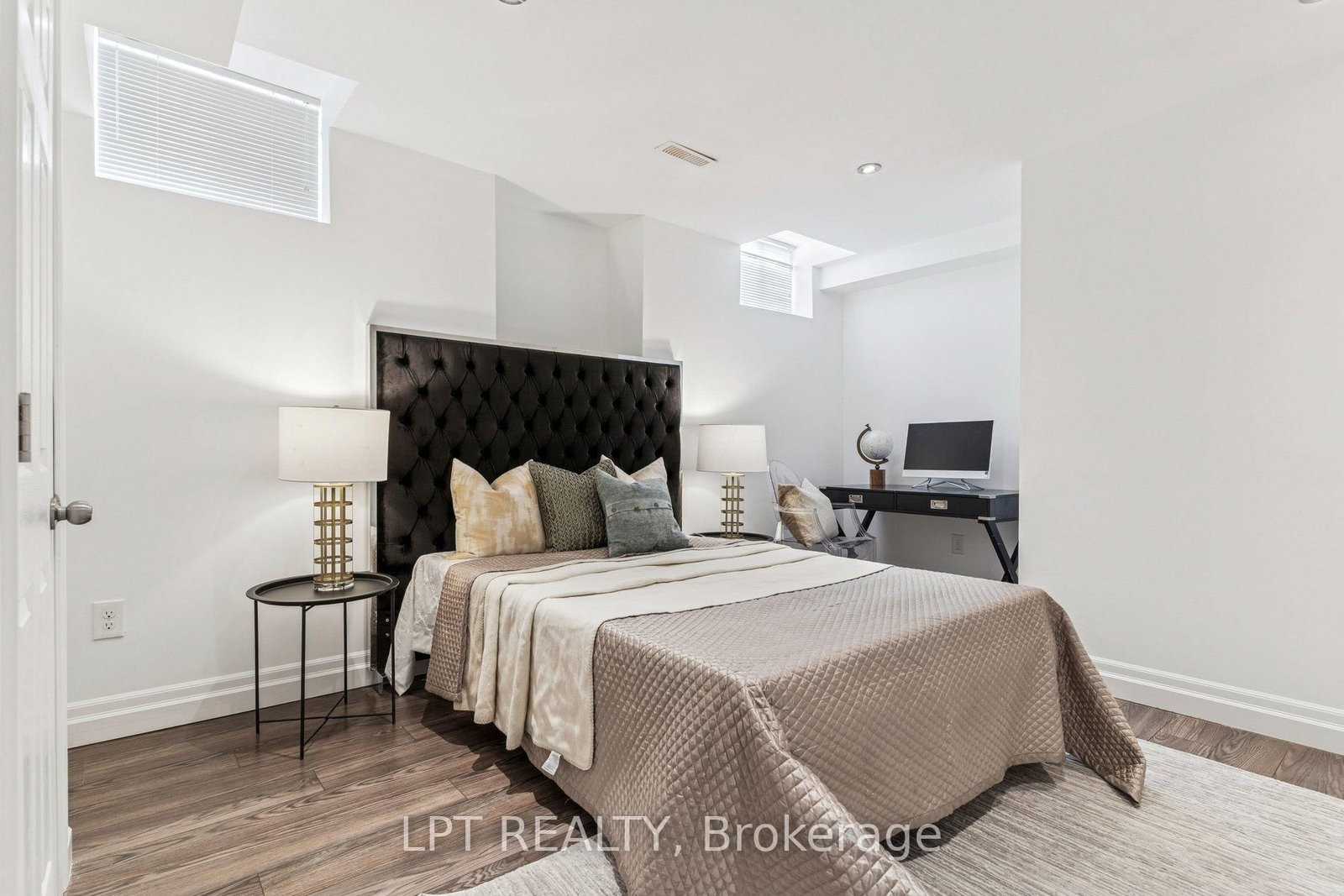 61 Minerva Avenue • Toronto, ON photo 33