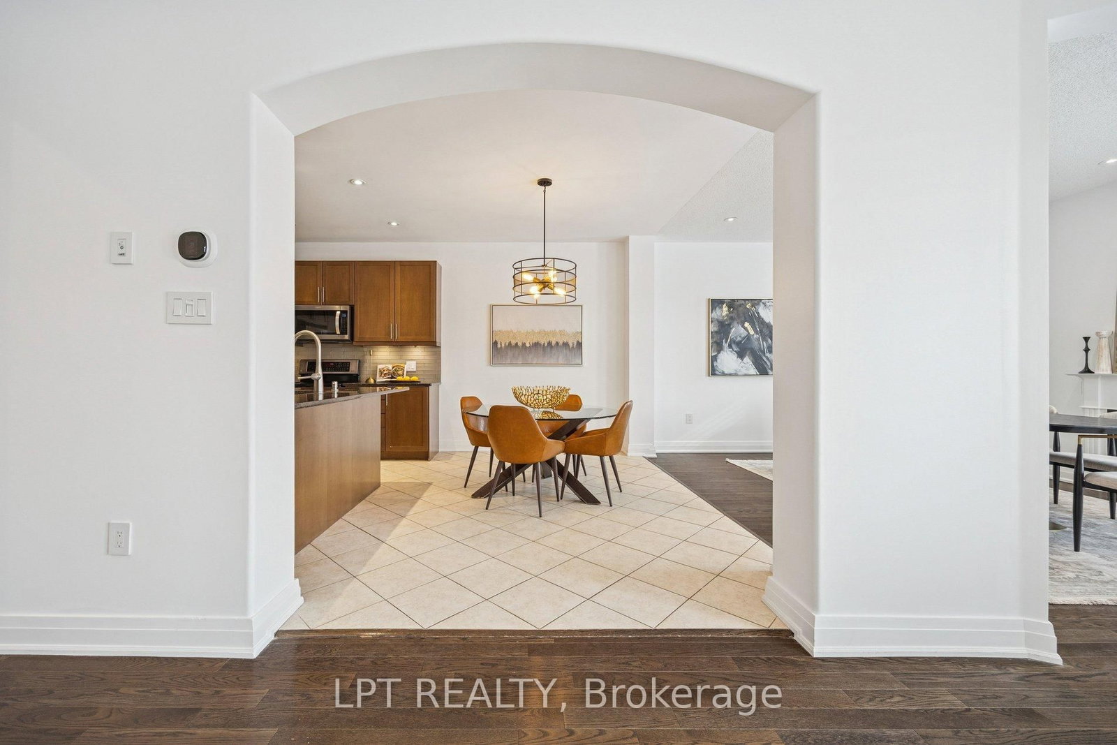 61 Minerva Avenue • Toronto, ON photo 6