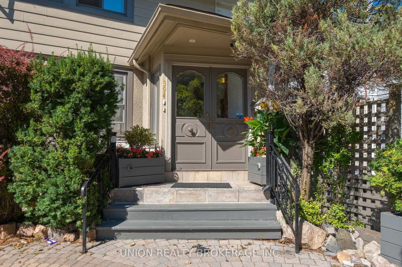 394 Coxwell Avenue