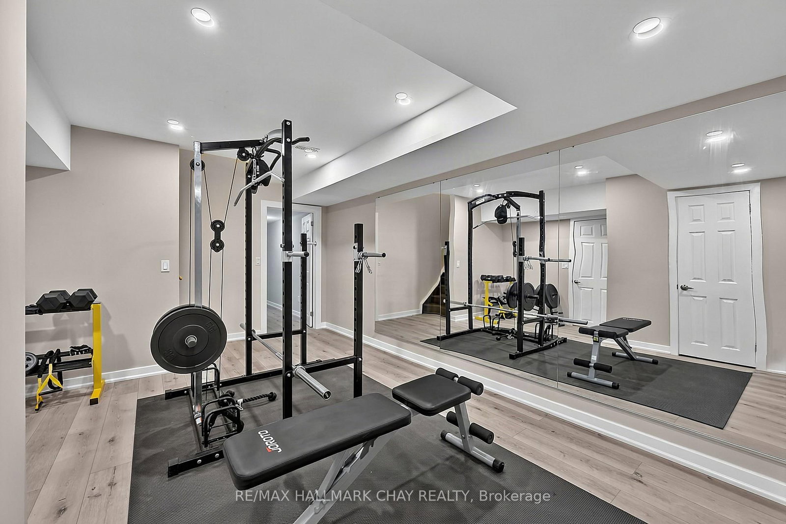 2526 Castlegate Crossing • Pickering, ON photo 33